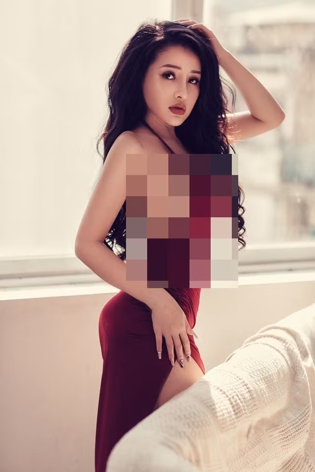 Tuy nhiên, Ngân 98 tuyên bố không ngại bất cứ chỉ trích nào nếu hình ảnh nóng bị phát tán trên MXH. Hot girl ngực khủng cũng không muốn nhờ cơ quan chức năng vào cuộc.