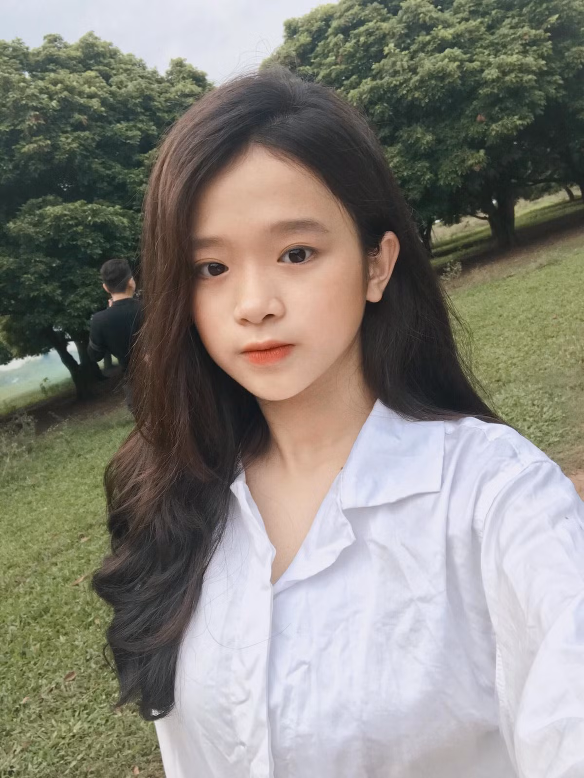 Linh Ka cũng từng dính tin đồn hẹn hò với Will, cựu thành viên nhóm nhạc 365 thế nhưng cả hai chưa bao giờ lên tiếng về tin đồn này.