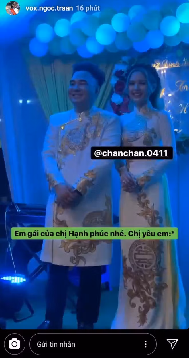 Bên cạnh đó, khách mời của buổi lễ cũng là những cái tên hot trên mạng xã hội và cộng đồng game thủ như Misthy, Linh Ngọc Đàm, Bảo Hân, Độ Mixi,...