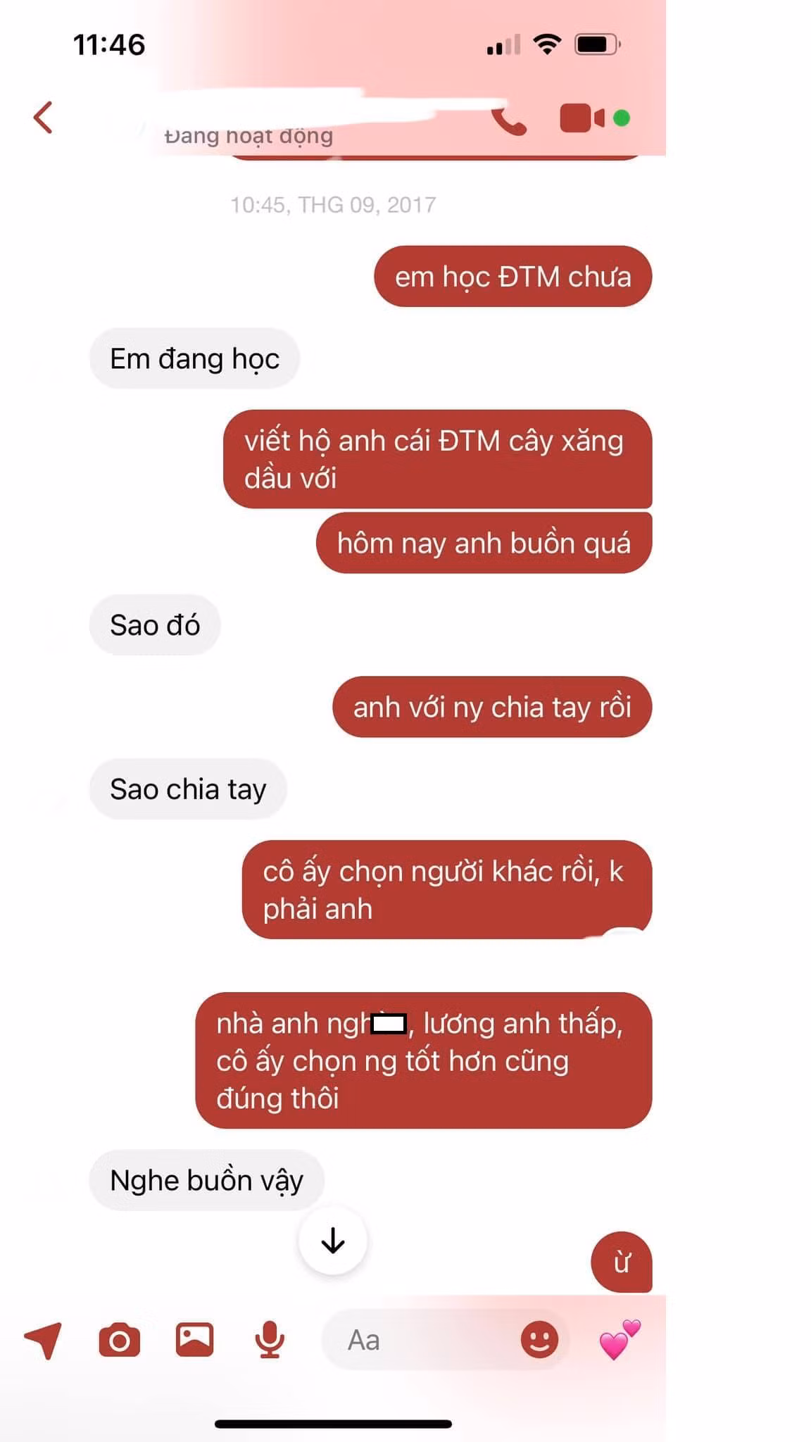 Câu chuyện vợ thường xuyên nhắc nhở về người yêu cũ với chồng đã không phải là chuyện mới. Các anh chồng không ngừng kêu than với nhau về kiếp nạn mang tên trót dại về tình cũ với vợ. Mới đây 1 anh chồng đã chia sẻ lại câu chuyện của mình lên mạng xã hội khiến nhiều người chú ý.