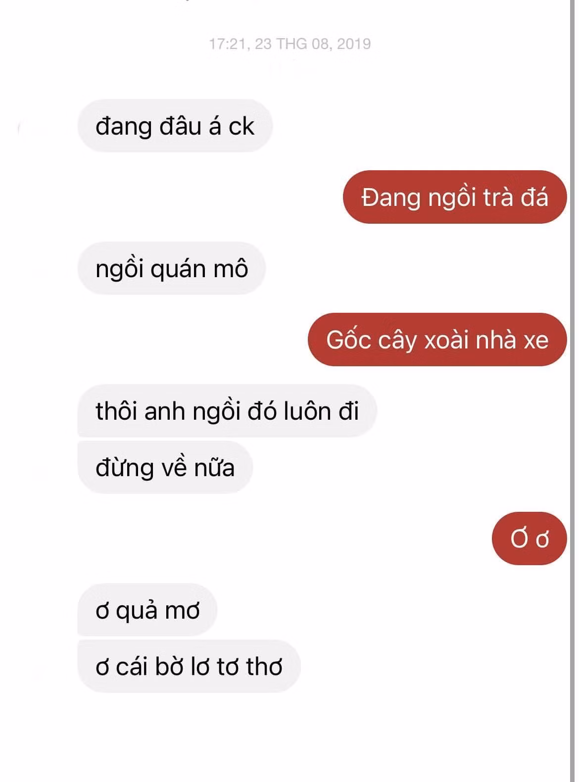 "Giờ anh hối hận chưa", "Tóm lại không nên kể chuyện người yêu cũ với ai, tự chữa lành là tốt nhất" - nhiều người bình luận trước câu chuyện của chàng trai.