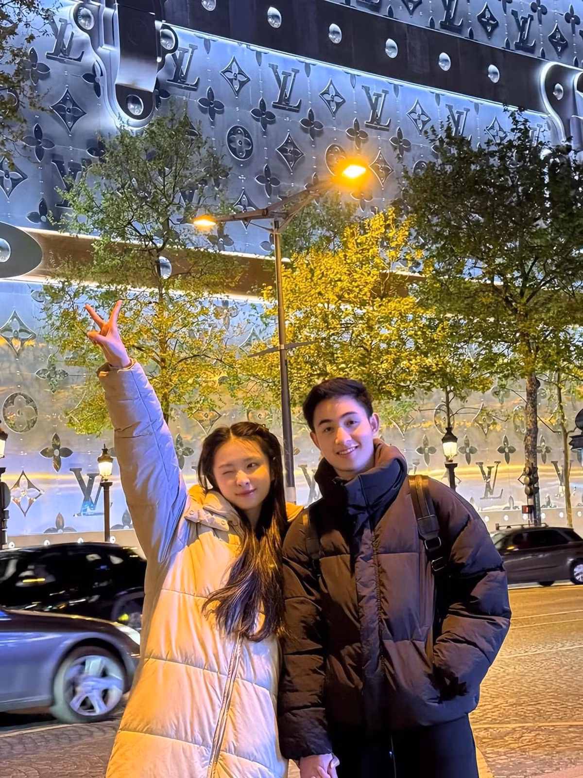 Câu chuyện về tình yêu chị em này đang làm mưa làm gió trên mạng xã hội những ngày gần đây bởi vì quá đáng yêu.