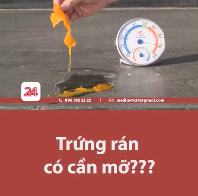 Kết quả là sau chưa đầy 5 phút, lòng đỏ của quả trứng đã kết dính lại và nếu để thêm một vài phút nữa sẽ ăn được. BTV còn chốt một câu đi vào lòng người rằng trứng rán thì đâu cần mỡ khiến dân tình chắp tay bái phục.