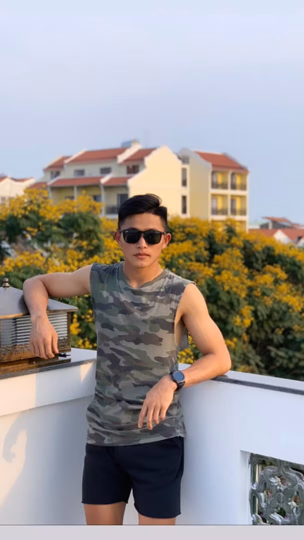 Thủ thành của tuyển U22 Việt Nam rất hâm mộ thủ môn Joe Hart và đội tuyển quốc gia Anh. Thậm chí anh chàng còn tự nhận mình là Joe Hart PVF.