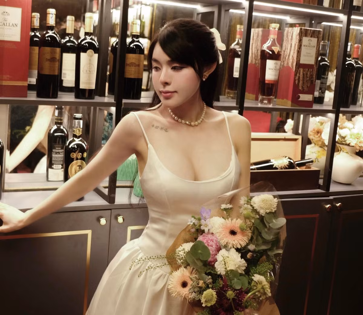 Tuy nhiên cặp đôi chưa từng lên tiếng thừa nhận về chuyện tình cảm này.