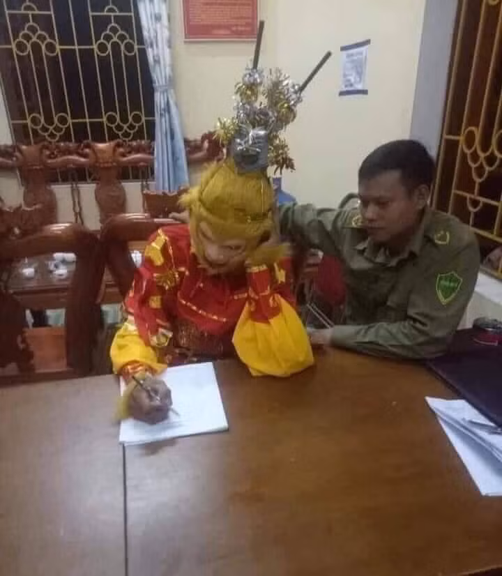 Tôn Ngộ Không cũng viết tường trình như thường thôi.