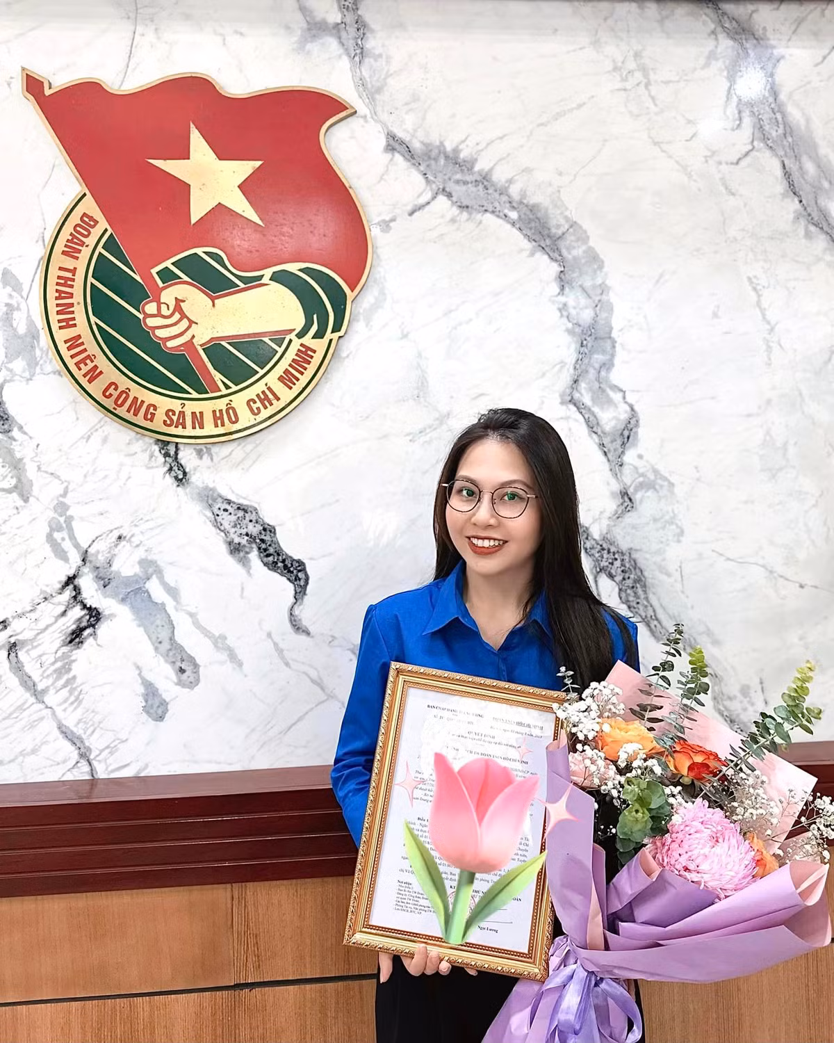 Truyền thống gia đình đã giúp Quỳnh Anh hăng say phấn đấu. Hiện Quỳnh Anh đang là chuyên viên Ban Tuyên giáo Trung ương Đoàn.