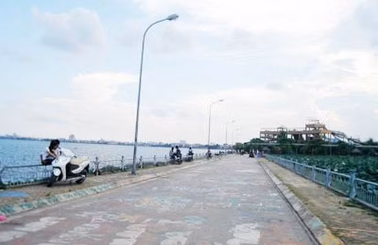 Đến với đường Hàn Quốc và đường Nhật Bản, các bạn trẻ có thể tha hồ chụp ảnh, ngồi tâm sự trong một khung cảnh đẹp tuyệt vời mà không hề tốn kém.