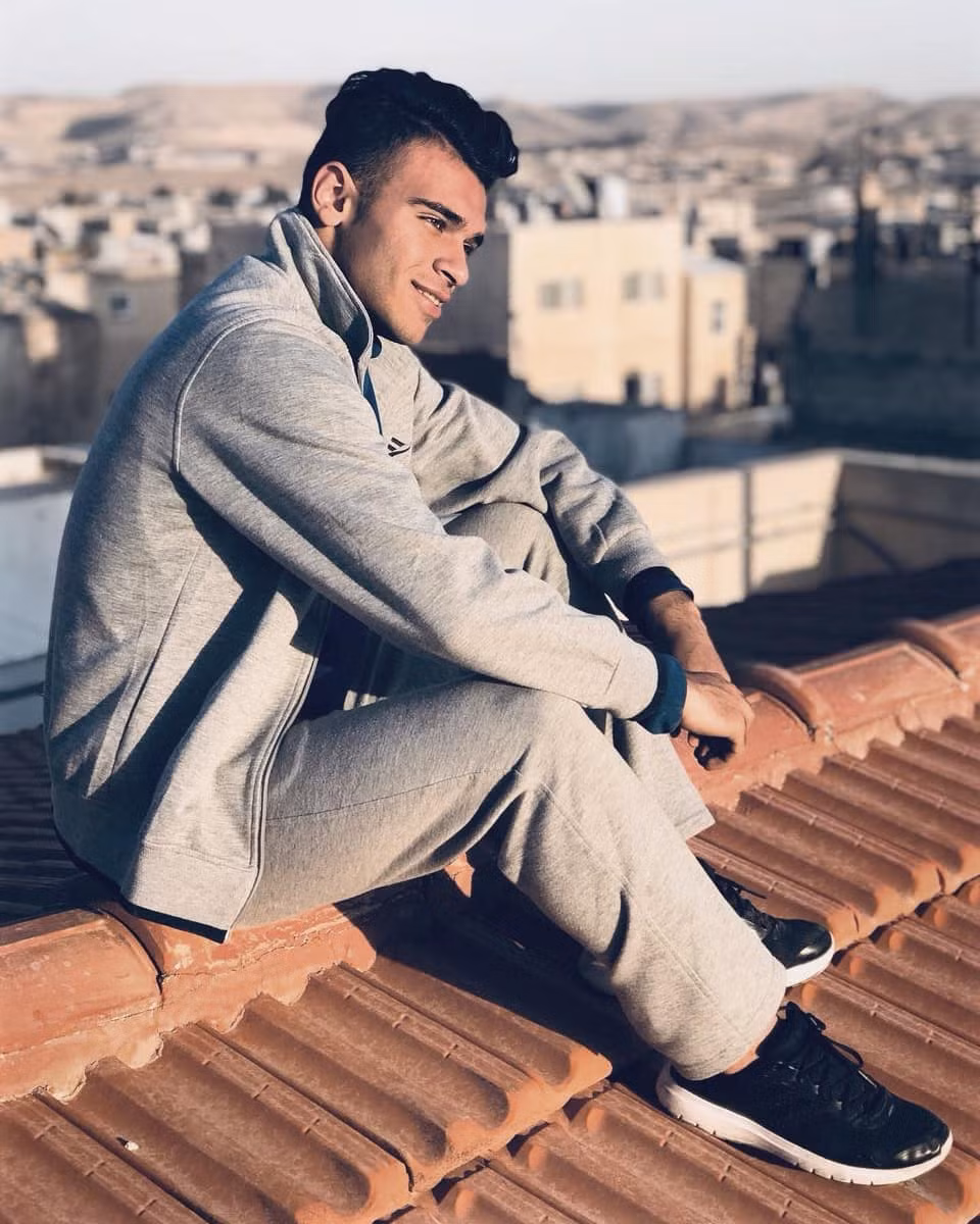 Omar Hani (SN 1999) là cầu thủ cực kỳ nguy hiểm mà U23 Jordan đang sở hữu. Anh chàng hiện đang chơi ở vị trí tiền vệ và nhận được rất nhiều lời khen từ giới chuyên môn.