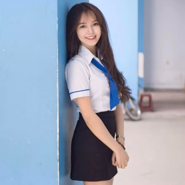 "Hot girl IT", "Kim So Hyun phiên bản Việt",...là những biệt danh mà cộng đồng mạng và bạn bè đặt cho Bùi Thị Hồng Hạnh (SN 1997, quê Đồng Nai)