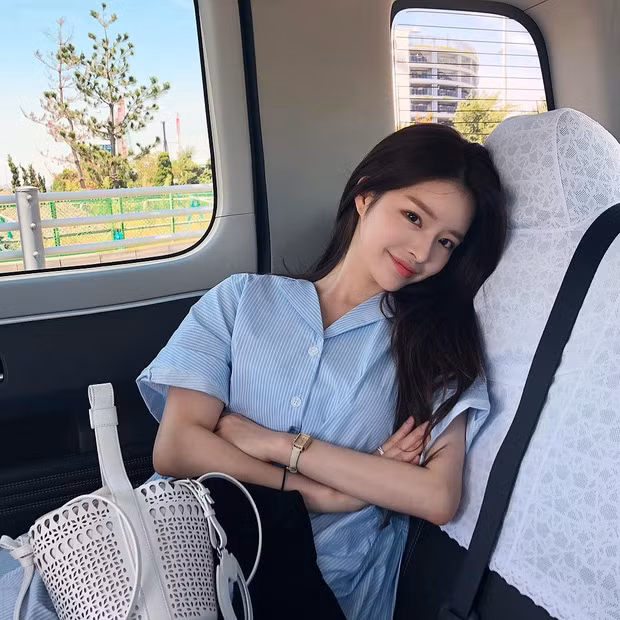 Yoo Hye Won cũng là một fan cứng của Big Bang, cô thường xuyên khoe đi tham dự concert của nhóm nhạc thần tượng đình đám xứ Hàn.