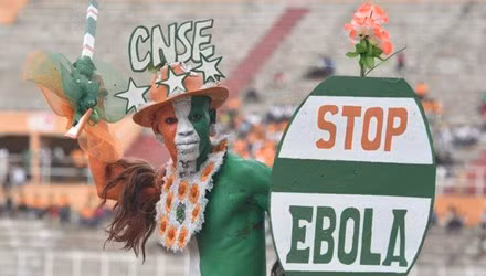 Đại dịch Ebola gây ảnh hưởng trầm trọng đối với bóng đá châu Phi, dẫn đến kết quả FIFA thay điểm điểm tổ chức giải CAN 2015 (Guinea Xích Đạo thay vì Morocco).