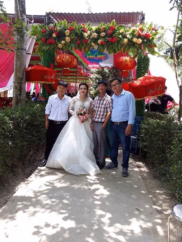 Câu chuyện "tình yêu cổ tích" đằng sau đám cưới không chú rể ở Quảng Trị - Hình 3 Cau chuyen