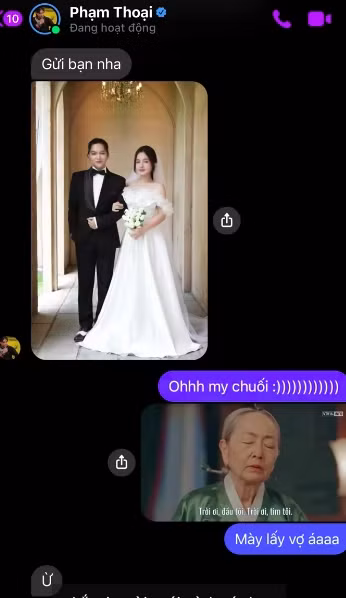 Hình ảnh Phạm Thoại mặc đồ chú rể và cô dâu của mình.