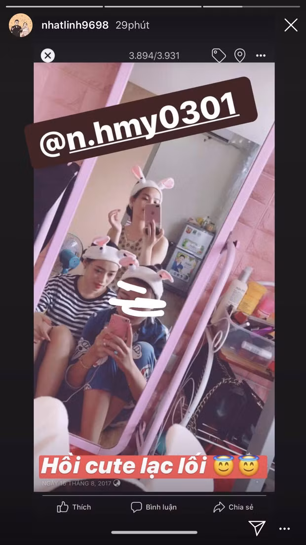 "Số phận chắc giống nhau, thiệt thòi, cay đắng nếm đủ nhưng không làm hại đến ai cũng không cướp đi của ai bất cứ thứ gì cả. Không bao giờ hổ thẹn với lương tâm" - Vợ Phan Văn Đức ám chỉ việc cả hai đều yêu cầu thủ và từng bị dính phải những tin đồn không hay.