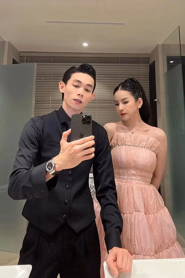 Đầu tháng 11/2023, Mie và Hồng Thanh xác nhận "đường ai nấy đi" sau 3 năm quen nhau, đến hiện tại cặp đôi đã chia tay được hơn nửa năm.