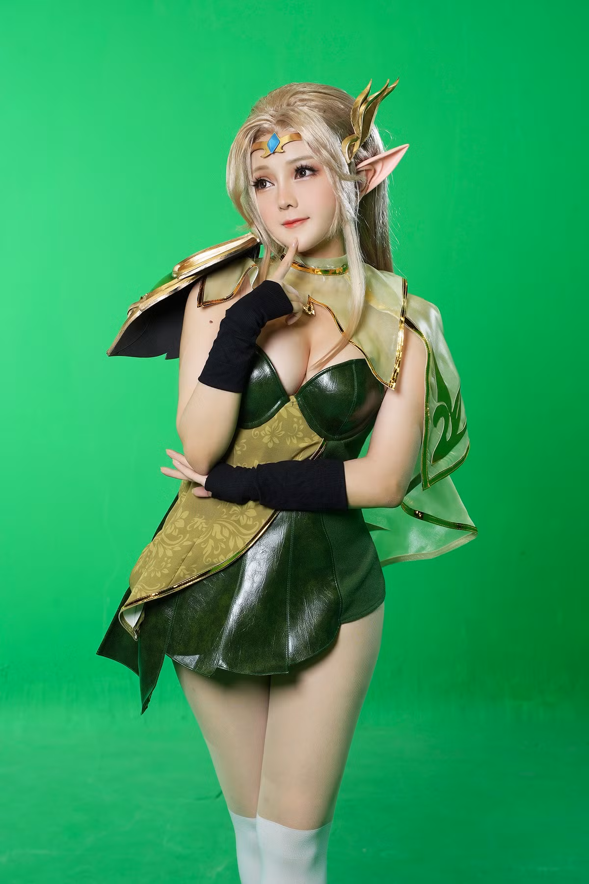Màn cosplay tướng nữ trong game Kiếm Rồng - VTC Mobile.