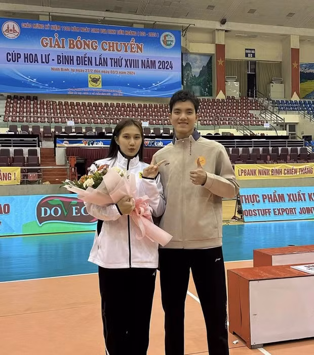 Cô nàng được đánh giá là sở hữu khả năng công thủ toàn diện; khả năng bật nhảy ấn tượng; kĩ năng tấn công đa dạng, nhanh nhẹn và thông minh và đặc biệt là khả năng bắt bước 1 thuộc top đầu của đội.