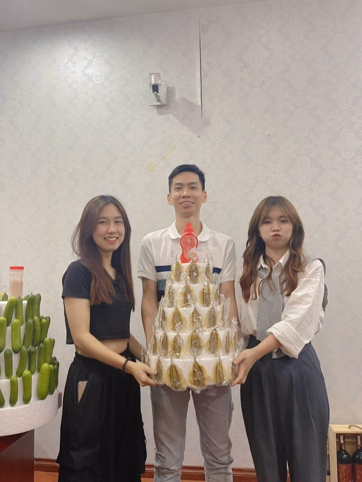 Đã có bia rồi thì không thể thiếu đồ nhắm.