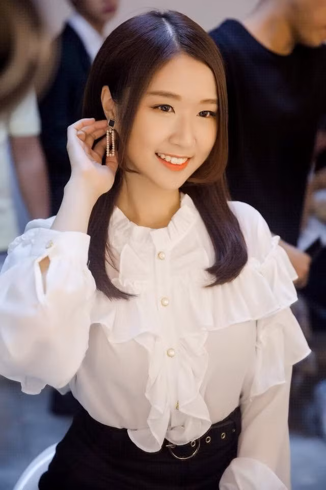 Hiện, trên trang cá nhân, Jin Ju sở hữu hơn 290 nghìn lượt theo dõi.