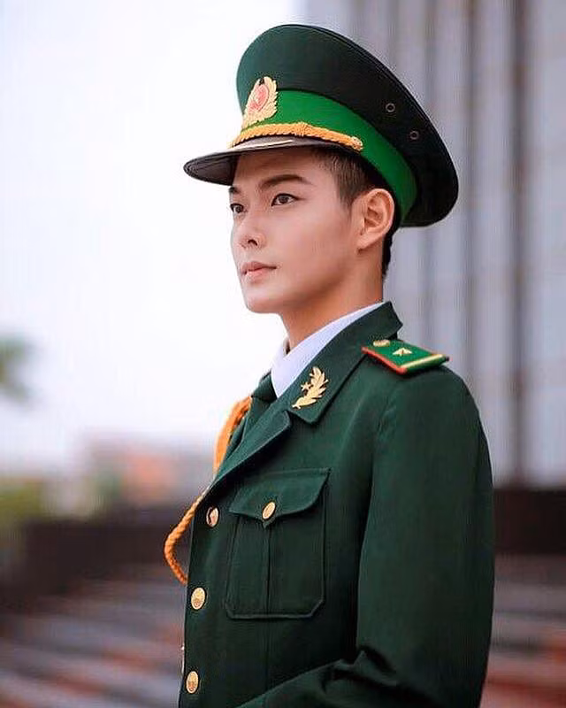 Chàng trai đó là Nguyễn Nam Giang (SN 1999, quê xã Hưng Chính, TP Vinh, Nghệ An).