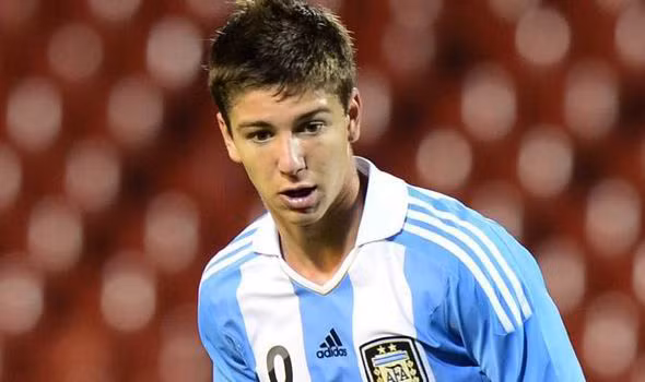 Luciano Vietto (Villarreal): Mới chỉ khoác áo CLB Villareal chưa đầy 6 tháng nhưng cầu thủ 21 tuổi này đã gây tầm ảnh hưởng đáng kể trên sân al Madrigal.