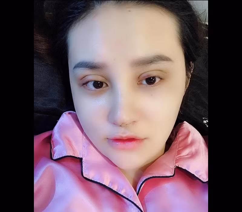Thanh Vân là một hot girl đình đám Sài Thành và từng làm náo loạn phố đi bộ trước đây. Tiếp đó, Thanh Vân cũng từng khiến mạng xã hội xôn xao khi công khai rằng cô cắt mắt, nâng mũi để giúp cho vẻ đẹp thêm hoàn thiện lên từng ngày.