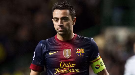  Năm 2008, Xavi đã 28 tuổi và nếu không có Pep thì chỉ vài mùa giải nữa anh sẽ về hưu và không được nhiều người biết đến như hiện tại. Nhưng thứ bóng đá Tiki-taka mà Pep đã áp dụng cho Barcelona thời kì đó đã cứu vớt sự nghiệp của Xavi. Khi đó Xavi là trái tim trong lối chơi ấy.