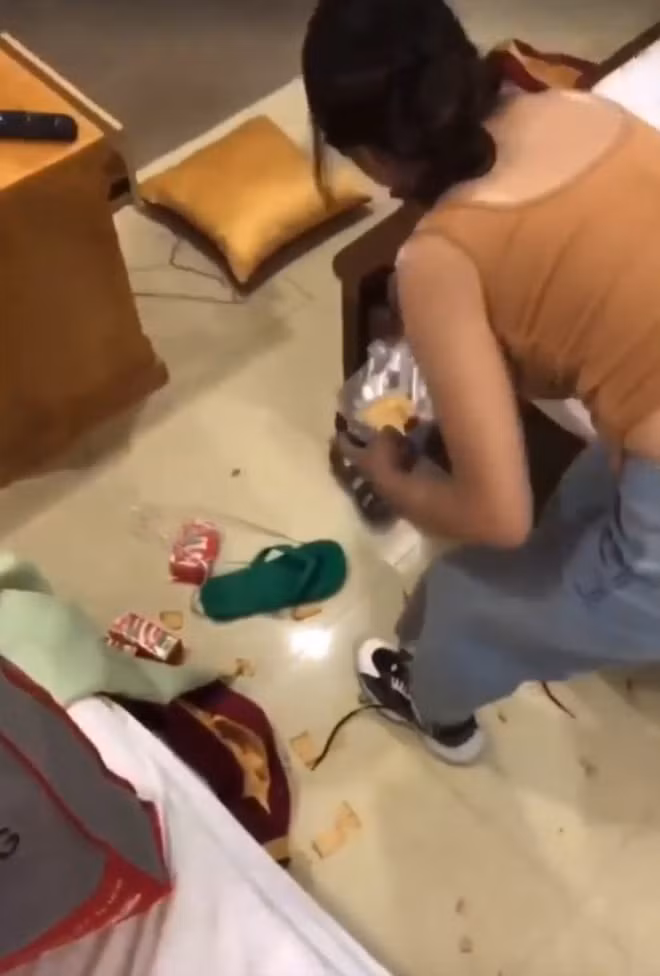 Co tinh xa rac phong khach san, nhom tre Vung Tau gay phan no