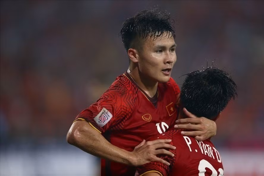 Bang xep hang FIFA thang 2.2020: Tuyen Viet Nam hon Thai Lan 19 bac