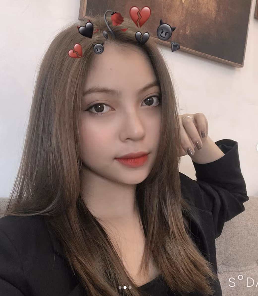 Sau khi chia tay, Nhật Lê cũng chưa công khai hẹn hò với ai, cô nàng tận hưởng cuộc sống độc thân và theo đuổi đam mê xe phân khối lơn. Ngược lại, Quang Hải liên tục dính tin đồn hẹn hò với các hot girl.