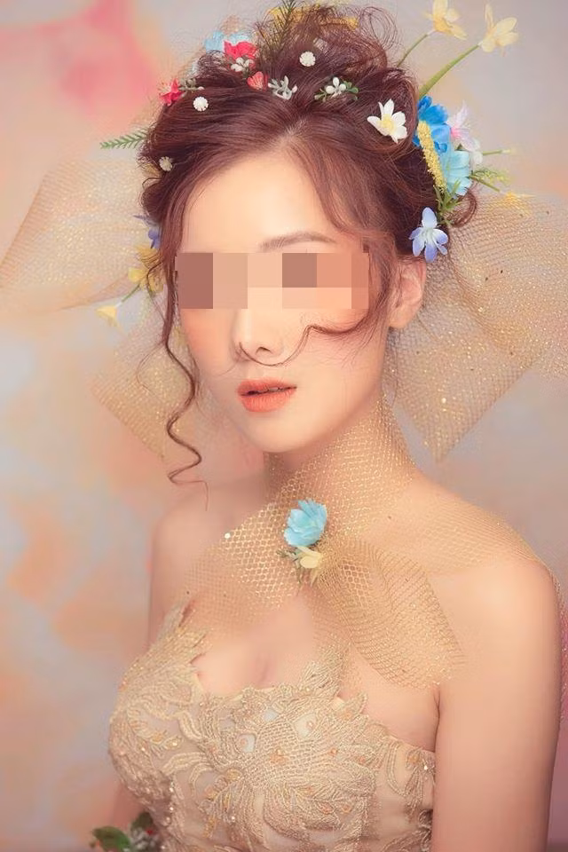Hot girl từng tiết lộ mỗi tháng kiếm được 40 triệu đồng nhờ công việc làm mẫu ảnh.