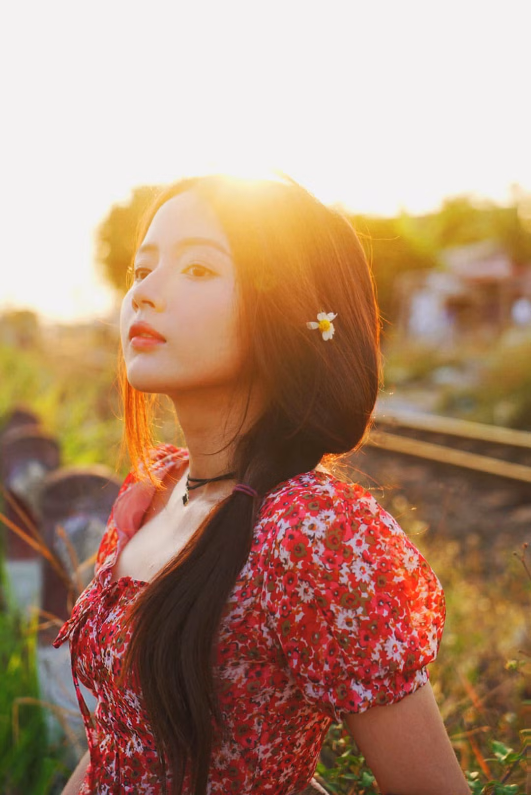Dù còn rất trẻ nhưng "hot girl ảnh thẻ" đã tự mua được nhà tại TP HCM rồi tự tay trang hoàng không gian riêng. Lan Hương chia sẻ đó là thành quả xứng đáng sau nhiều năm tích cóp.