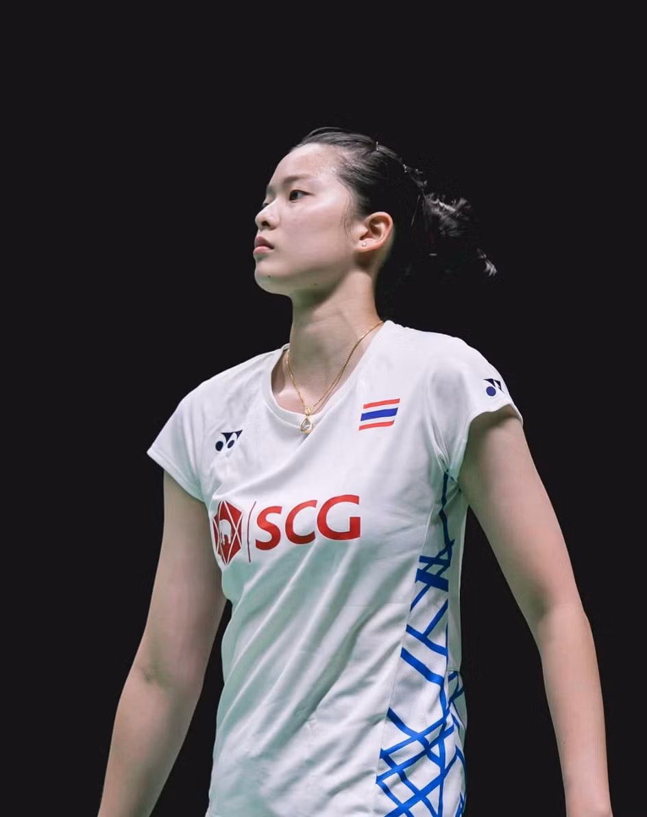 Supajirakul từng giành huy chương vàng tại SEA Games 2015 và 2017, vô địch đôi nữ tại giải Thái Lan mở rộng 2016. Tháng 6/2017, cô nàng và đồng đội đạt hạng 9 thế giới ở nội dung đôi nữ.