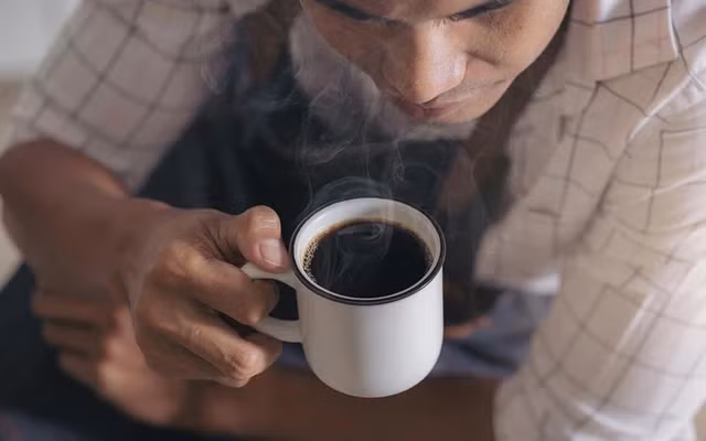 6 thói quen buổi sáng nam giới hay làm nhưng cực hại - Hình 2 6 thoi quen buoi sang nam gioi hay lam nhung cuc hai-Hinh-2