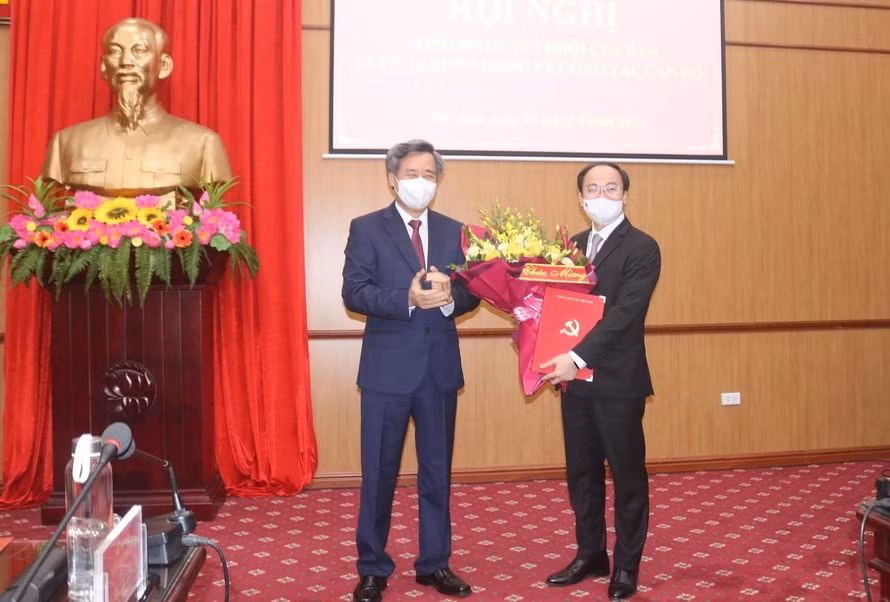 Tan Pho Bi thu Tinh uy Bac Kan la ai?-Hinh-2