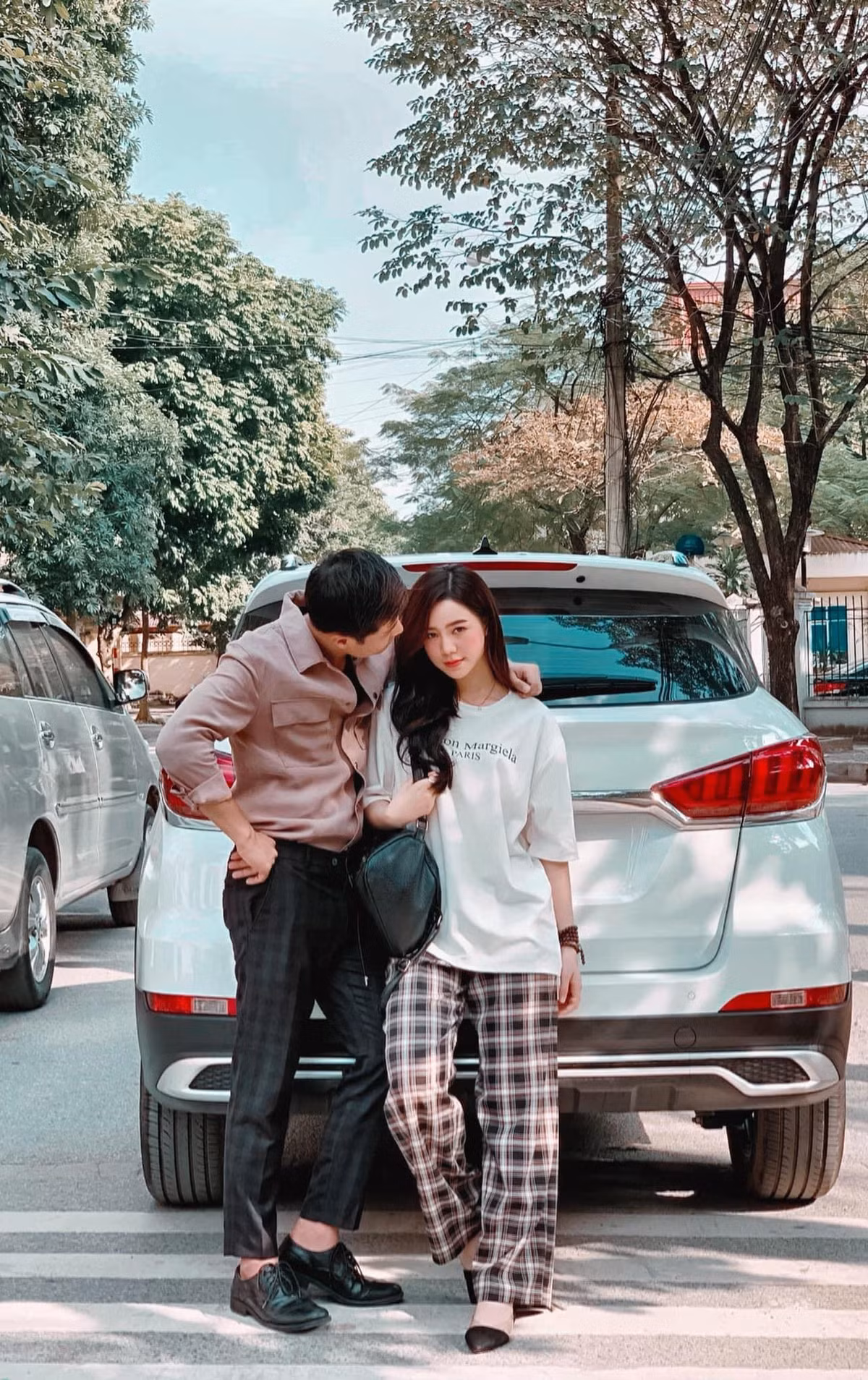 Cặp đôi thầy trò đang hot nhất màn ảnh Thanh Sơn - Quỳnh Kool trong bộ phim "Đừng bắt em phải quên" nhận được sự yêu thích của đông đảo khán giả xem truyền hình.