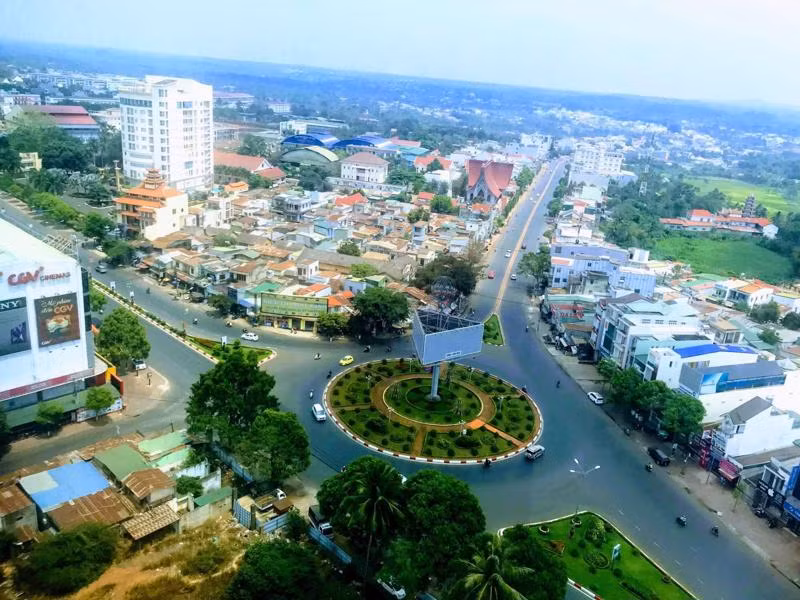 My Nuong, Ngoc Nguyen, Truong Hai Dak Lak chia nhau 3 goi lam duong tai Krong Nang-Hinh-4
