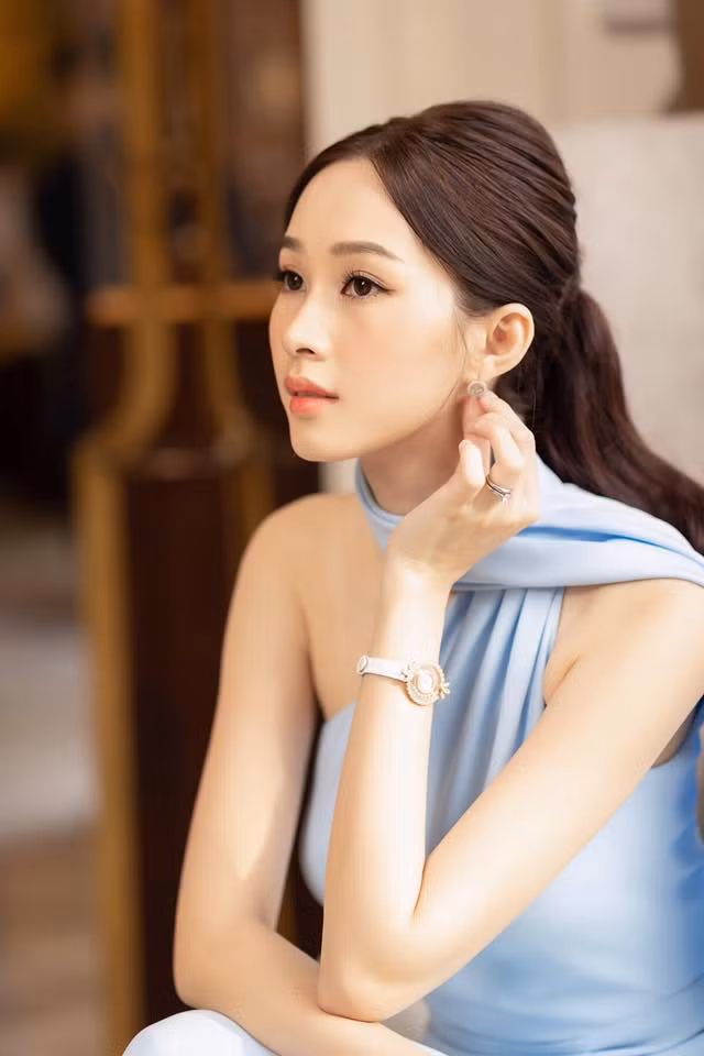 Dù bận con nhỏ nhưng Thu Thảo cố gắng dành một tiếng mỗi ngày để tập thể dục và chăm sóc da. Ảnh: Hai Nguyen.