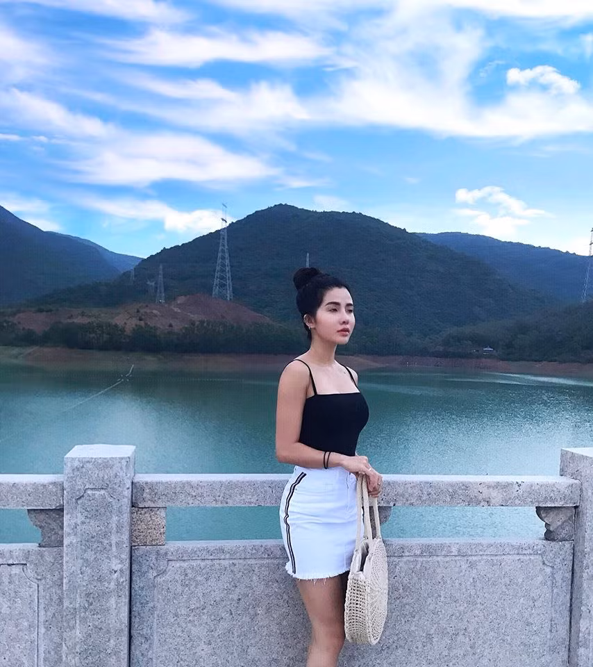 Cô sở hữu trang cá nhân hiện có gần 200.000 lượt theo dõi.