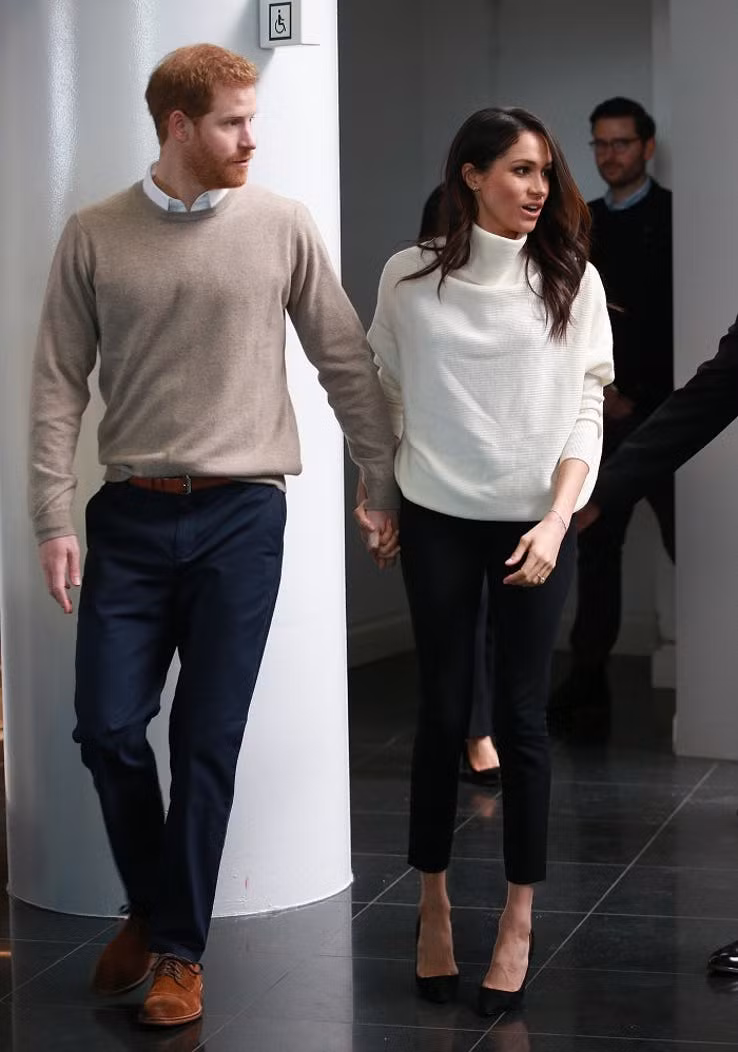 Xuất hiện bên cạnh Hoàng tử Harry, Meghan Markle trông không hề kém cạnh vị hôn phu tương lai.