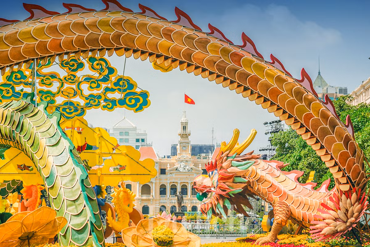 Đây là linh vật của năm 2024 để gợi nhắc truyền thống về câu chuyện lịch sử Rồng Tiên, rồng hạ nhân gian, điềm lành năm mới.