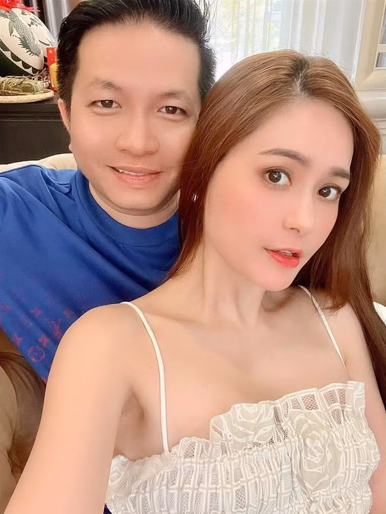 Ngoài ra, doanh nhân Quốc Vũ còn tiết lộ thêm dự kiến sẽ thuê 50 thợ ảnh đến chụp hình bữa tiệc.