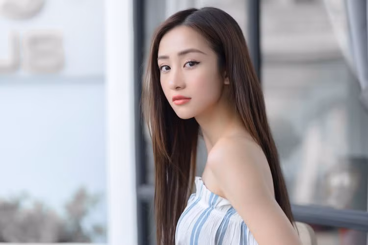 Jun Vũ được ví như người "em gái quốc dân", vẻ nữ tính, nhẹ nhàng khiến nhiều người say đắm.