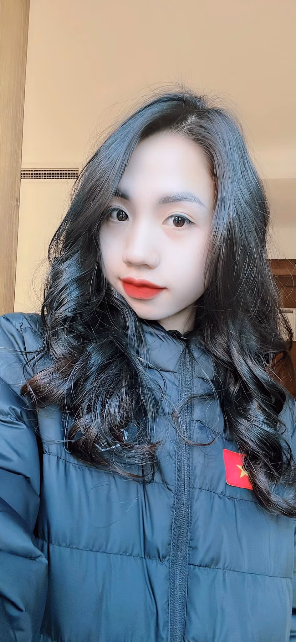 Dù chia sẻ gương mặt không son phấn kém xinh, thế nhưng Duyên vẫn nhận được sự ủng hộ của người hâm mộ, bởi đó là kết quả của quá trình tập luyện vất vả, đối mặt với nhiều khó khăn.