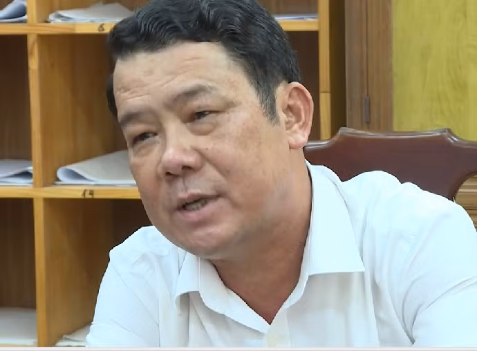 Giam doc cong ty bao ve rut sung doa ban nguoi: Co truy trach nhiem hinh su?