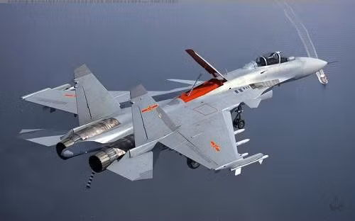 "Trong khi đó, tàu tên lửa hạng nhẹ Type-022 của PLAN có hẳn một hệ thống tình báo tích hợp để hỗ trợ chiến đấu", ông Tống cho hay.
