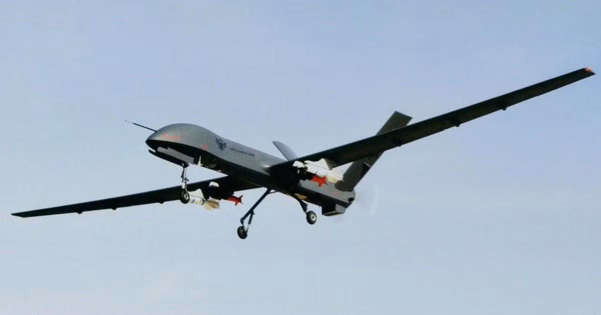 Vụ tấn công xảy ra hôm 21-12 khi chiếc máy bay này đang thực hiện trinh sát mục tiêu của Houthi và chuẩn bị phóng tên lửa tấn công ở tỉnh Marib. Nhưng chưa kịp tấn công, chiếc máy bay đã bị phát hiện và tấn công bởi các tay súng phòng không.