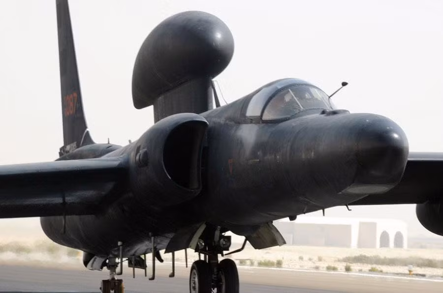 Lockheed U-2 là chiếc máy bay do thám biểu tượng của Không lực Mỹ. Nó có thiết kế đặc biệt để có thể bay trong mọi điều kiện thời tiết, trên một trần bay rất cao, nơi mà hệ thống đánh chặn của đối phương khó lòng vươn tới.