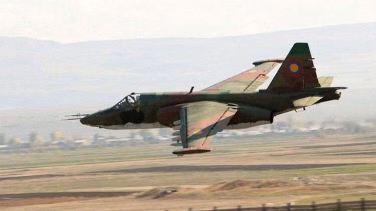 Trước đó, Armenia cũng tuyên bố đã bắn hạ nhiều máy bay của Azerbaijan nhưng hiện tại, phía Baku vẫn chưa lên tiếng xác nhận vụ việc, bản thân Armenia cũng không công bố nhiều hình ảnh về xác máy bay của Azerbaijan đã bị bắn hạ. Nguồn ảnh: BMDP.